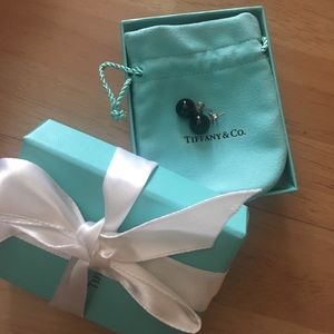 On sale Tiffany&Co .ziegfeld collection onyx studs